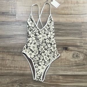 ACACIA SWIMWEAR 2022 PIPED IVY ONE PIECE IN HUAHINE
